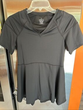 Copperlife Women's Black V-Neck Athletic Top